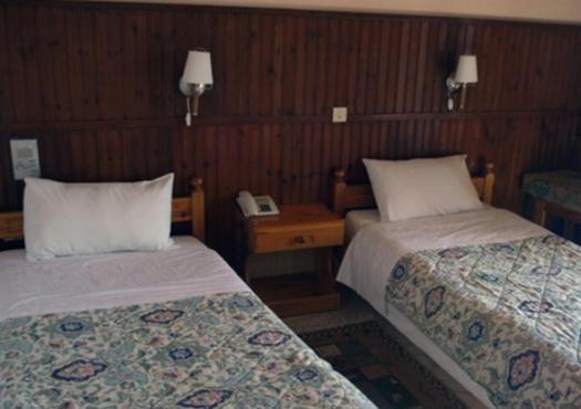Hotel Bonis Samos Town Bagian luar foto